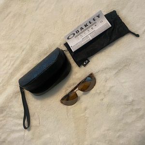 Oakley Feedback Women’s Polarized Sunglasses